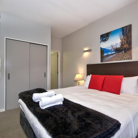 Pure Retreat Lake Views Queenstown Dış mekan fotoğraf