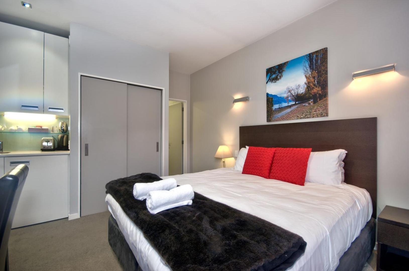 Pure Retreat Lake Views Queenstown Dış mekan fotoğraf